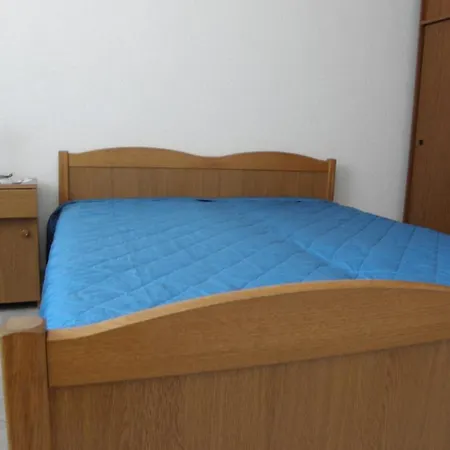 Studio In With Air Conditioning, Washing Machine * מדולין