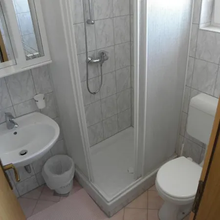 דירה Studio In With Air Conditioning, Washing Machine